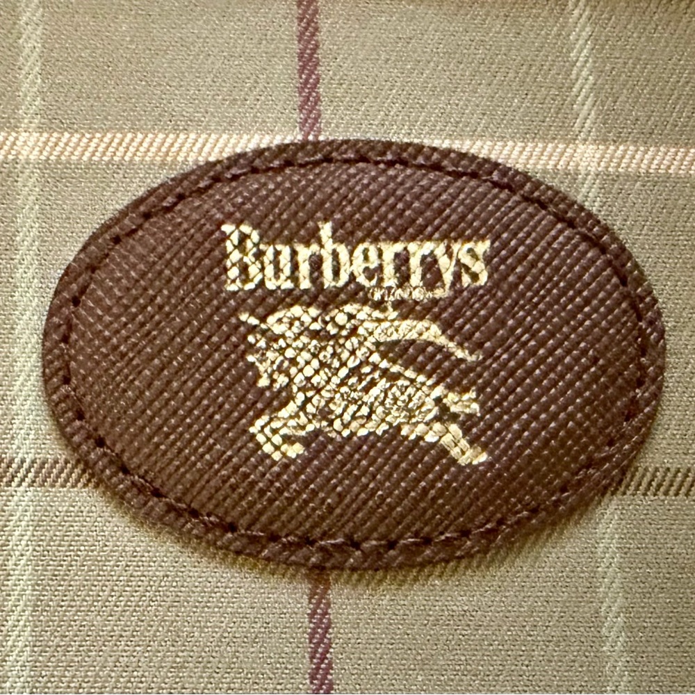 Vintage 1990s Burberrys Nova Check Clutch Bag w/ Pearl Chain - Picture 4 of 8
